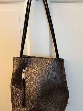 Samoe Black Metallic Textured Shoulder Bag
